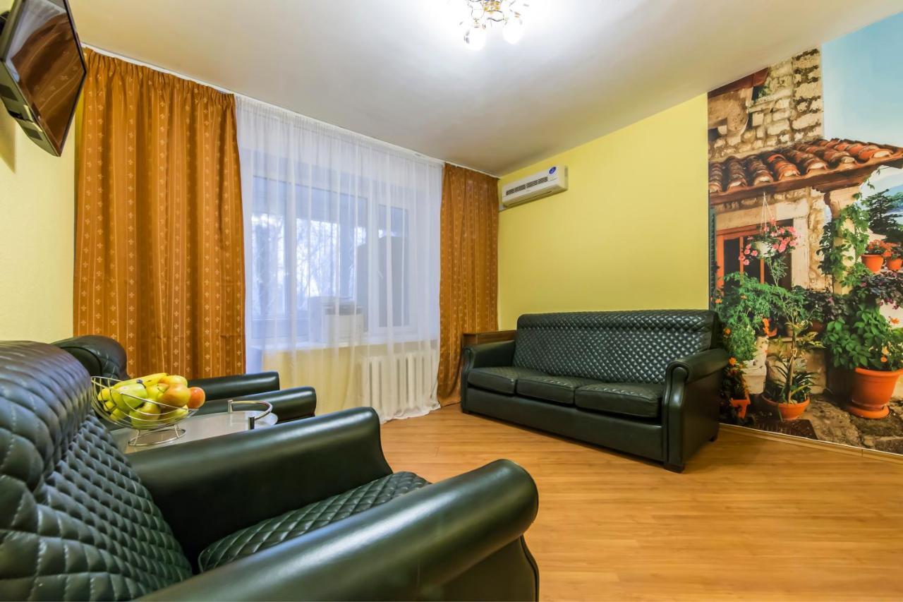 Sunny 2-Rooms Apartment For 2-6 People On Pechersk Near Kiev-Pechersk Lavra, Central Metro Station, Restaurants, Supermarkets ภายนอก รูปภาพ